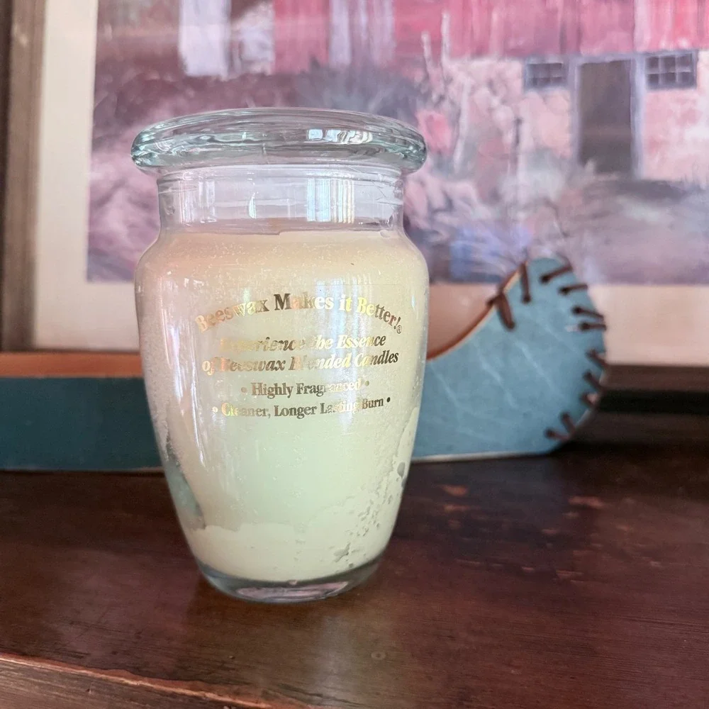 Nature's Finest Beeswax Collection Jar Candle 16oz Cucumber Honeydew New Lid